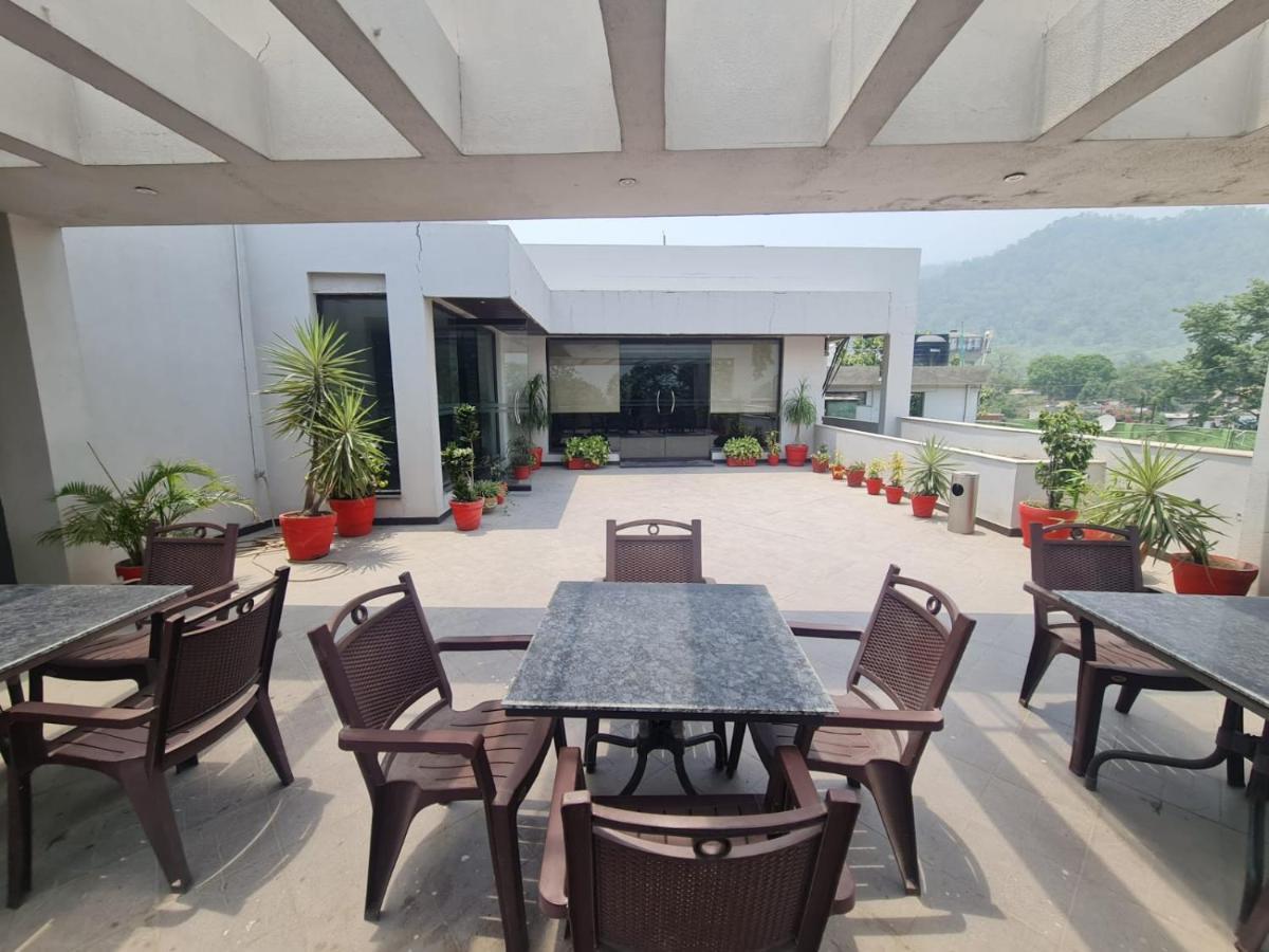 Hotel Lemon Park Haldwani Luaran gambar