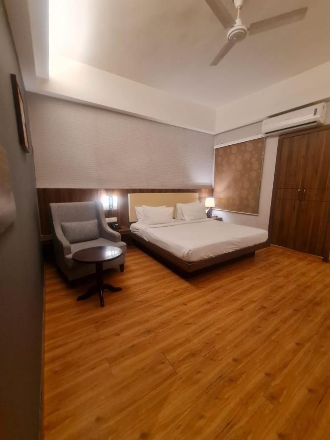 Hotel Lemon Park Haldwani Luaran gambar