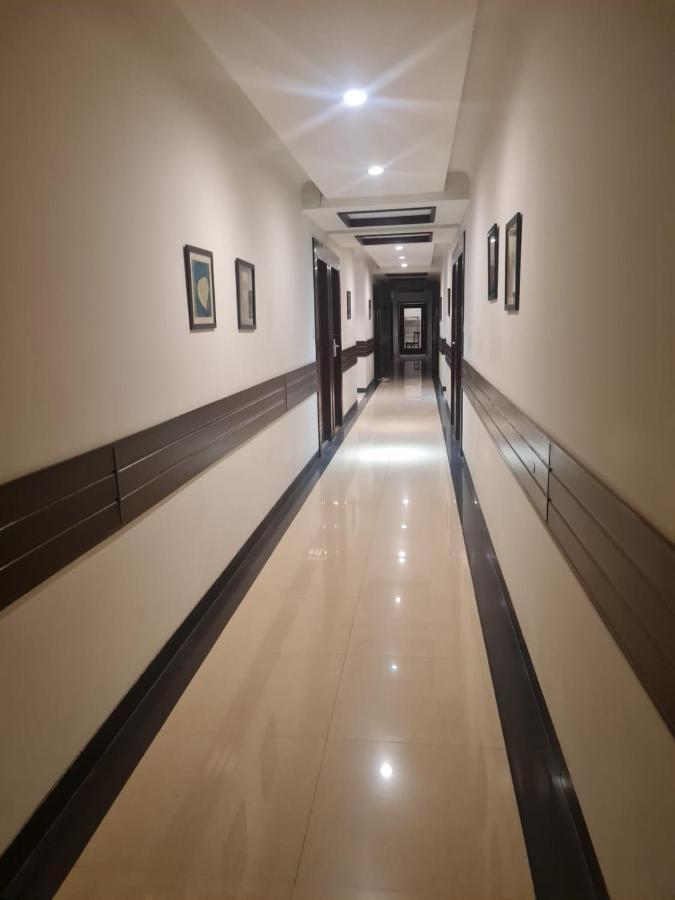Hotel Lemon Park Haldwani Luaran gambar