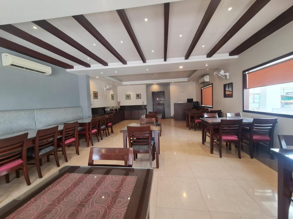Hotel Lemon Park Haldwani Luaran gambar